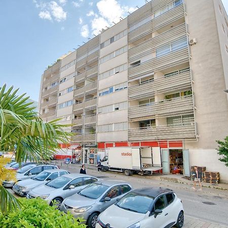 Sea View Apartments In บุดวา ภายนอก รูปภาพ