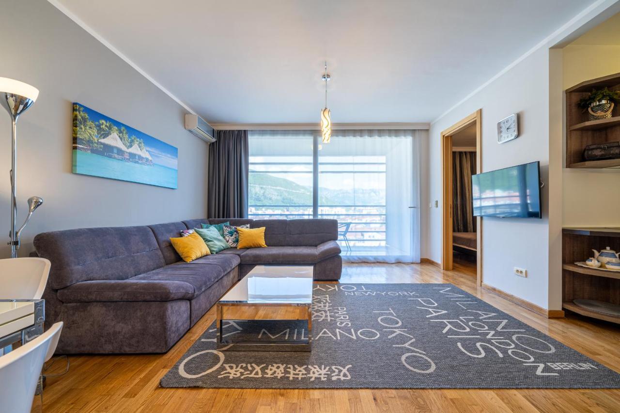 Sea View Apartments In บุดวา ภายนอก รูปภาพ